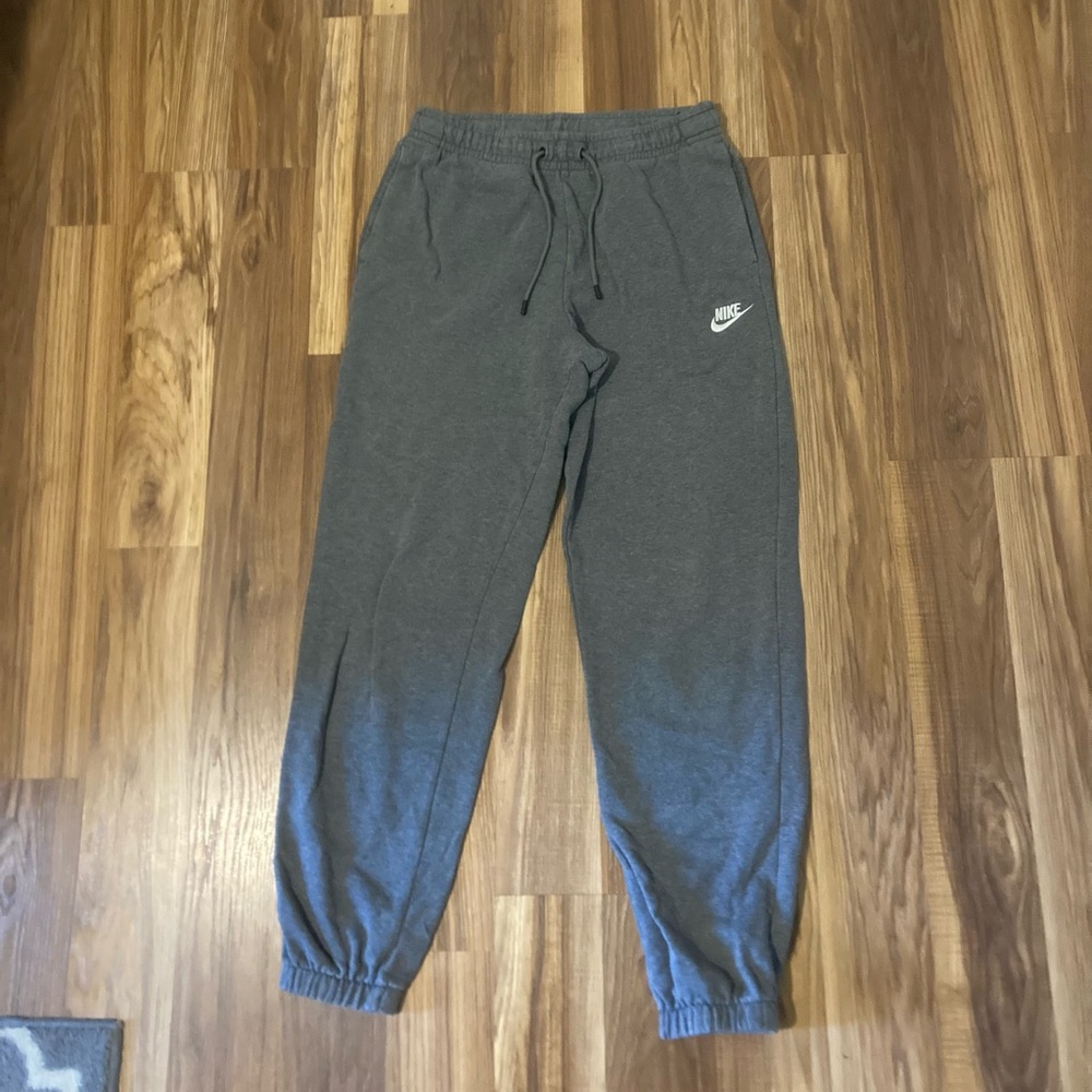 Nike Gray Sweatpants Tapered Athletic Fit